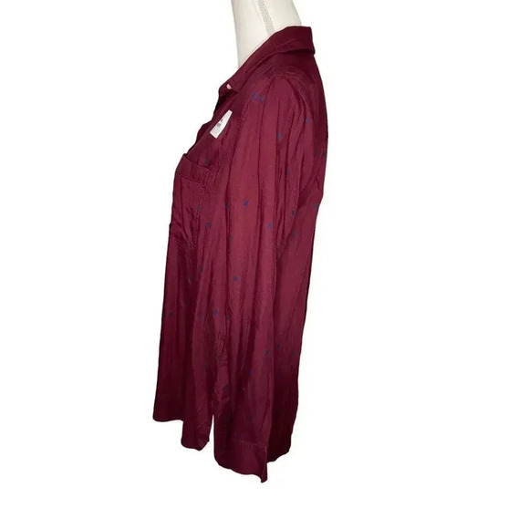 NEW‎ Old Navy Women’s Medium Burgundy & Blue Polka Dot Button Down Tunic NEW - Picture 3 of 5